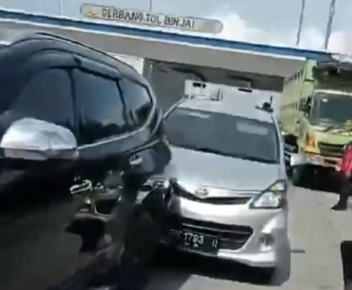 Setelah Viral, Pengemudi Mobil Pajero Bayar Ganti Rugi