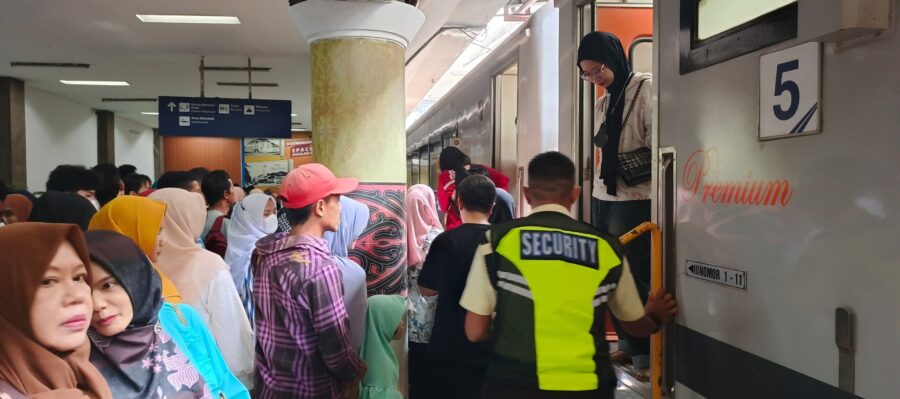 Kereta Api Sumut Sukses Angkut Ratusan Ribu Penumpang