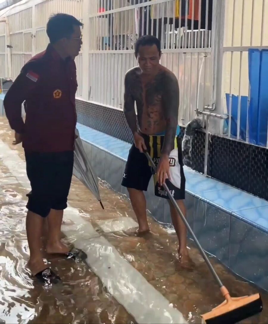 Rumah Tahanan Banjir, Karutan Tinjau Setiap Sudut Kamar Hunian