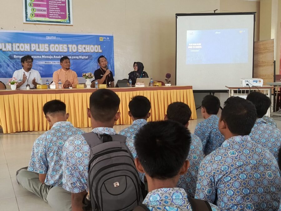 Memperingati HARDIKNAS 2024, PLN Icon Plus Sumbagut Gelar Kegiatan Goes To School