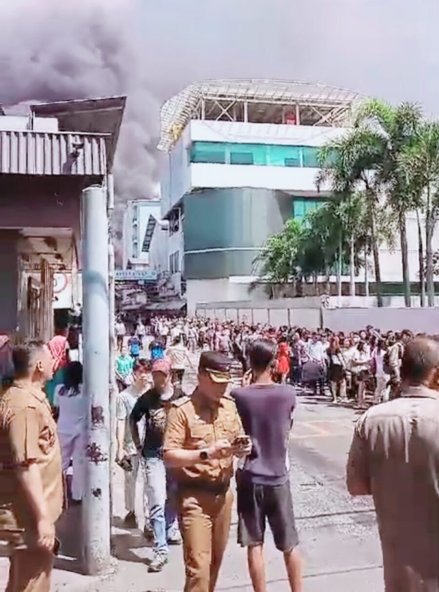 Kepanikan Pekerja Musim Mas Medan Saat Kebakaran Hebat