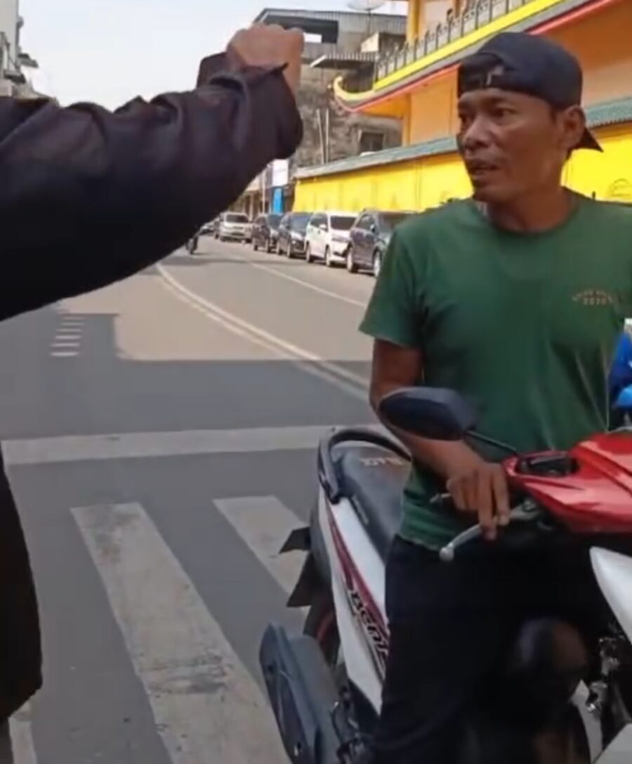 Tensi Tinggi di Jalan Irian Barat: Adu Mulut Tukang Parkir dan Dishub Medan