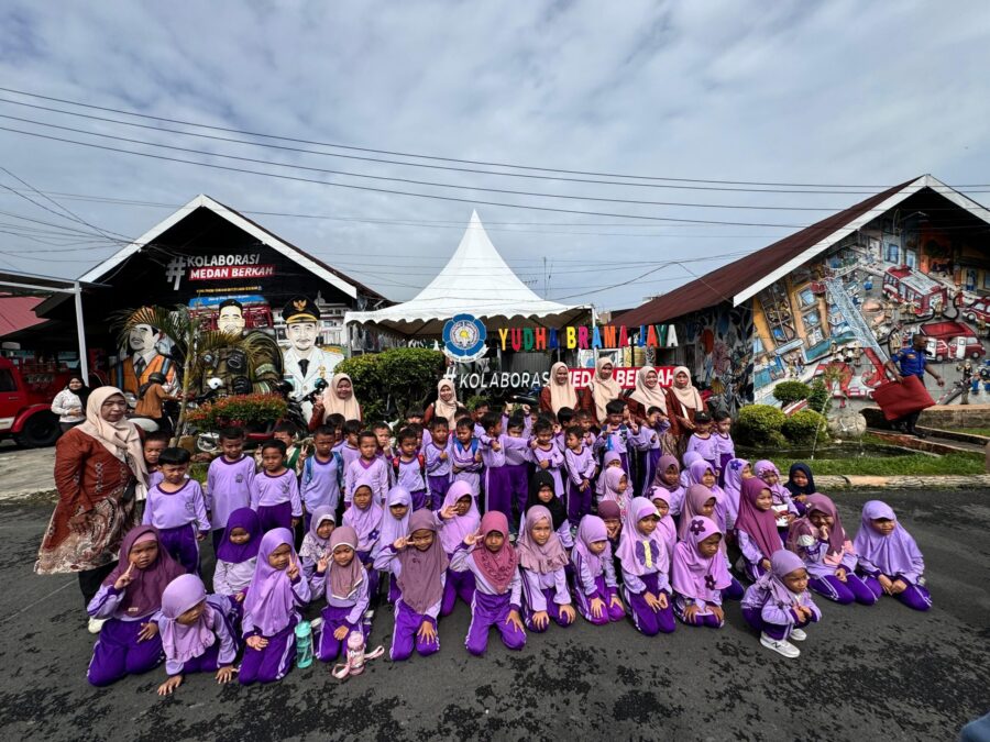 Dinas Damkarmat Medan Edukasi Anak-Anak tentang Bahaya Kebakaran Sejak Dini