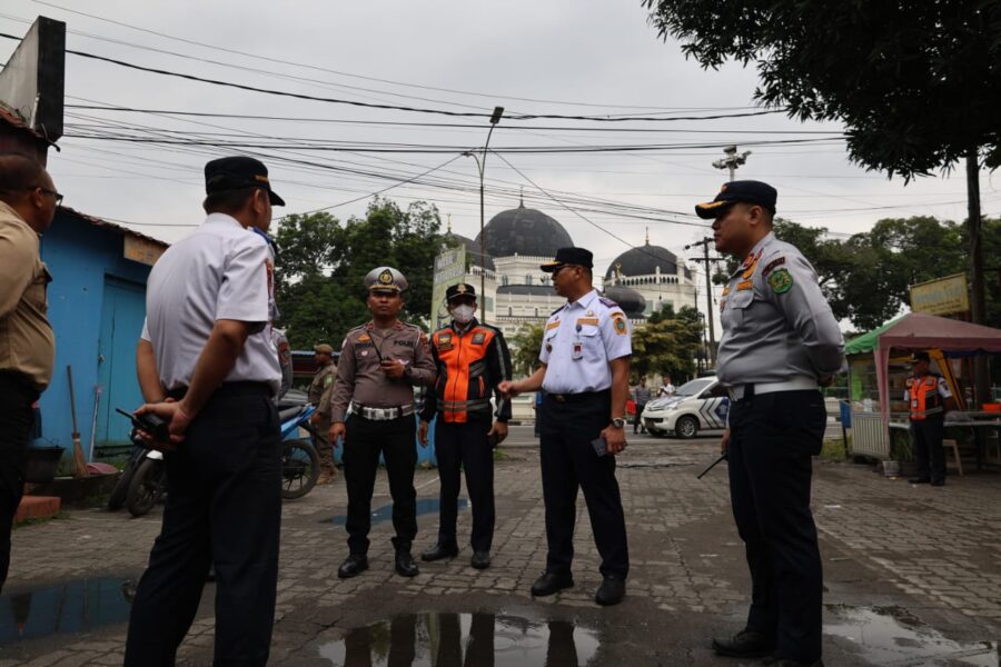 Dishub Tindak Tegas Angkutan Berplat Hitam