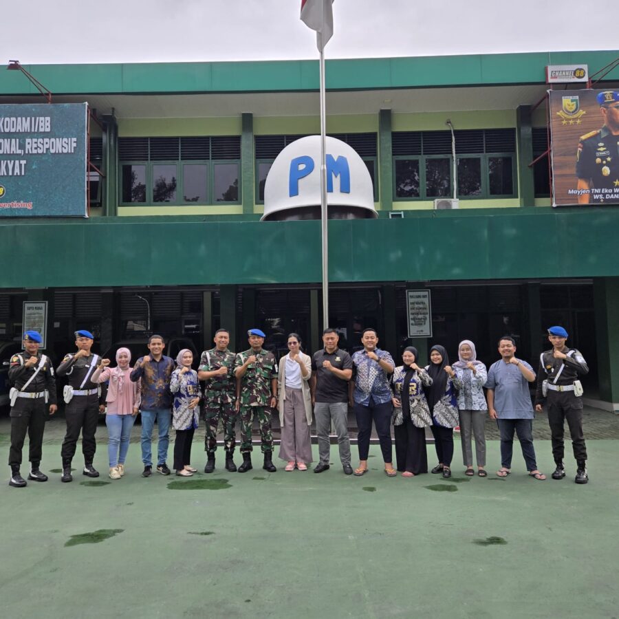 Denpom I/5 Medan Gelar Jumat Berkah Bersama DGR Group