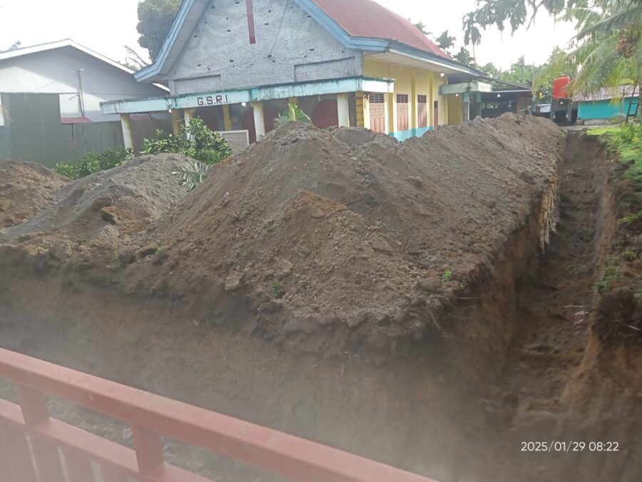 Sekeluarga Rusak Gereja di Lau Bakeri  Malam Hari Pakai Beko, Jemaat Lapor Polisi