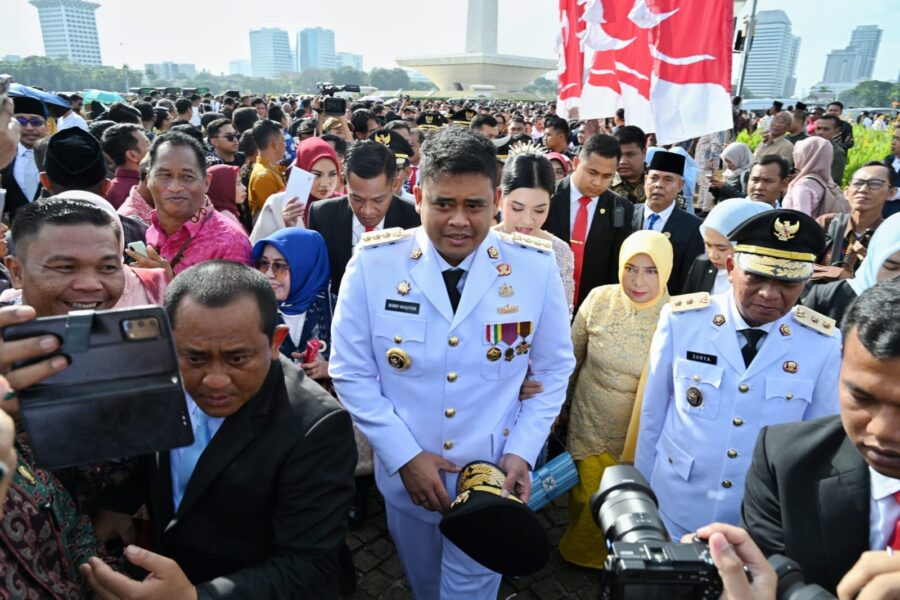 Menantu Jokowi Gubernur Termuda Dilantik di Istana Negara