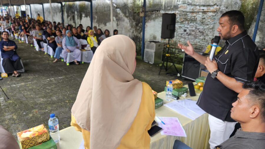 Buruknya Drainase di Dua Kecamatan, Warga Curhat Rommy Van BOy