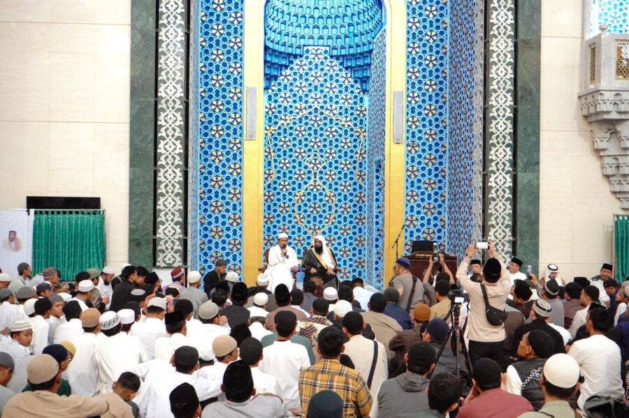 Dubes Arab Saudi Buka Puasa Bersama Dengan Walikota dan Wakil Walikota Medan di Masjid Agung