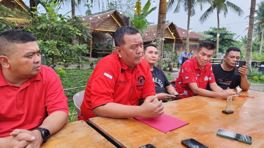 21 Pac Desak PAW ke David Roni Ganda Sinaga yang viral berkelahi dengan anggota DPRD Medan lainnya