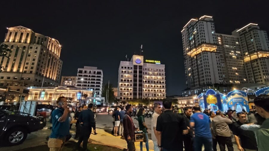 Pastikan Seluruh Personel Siap Memberikan Pelayanan, Rico Waas Tinjau Pos Pam Depan Pos Bloc