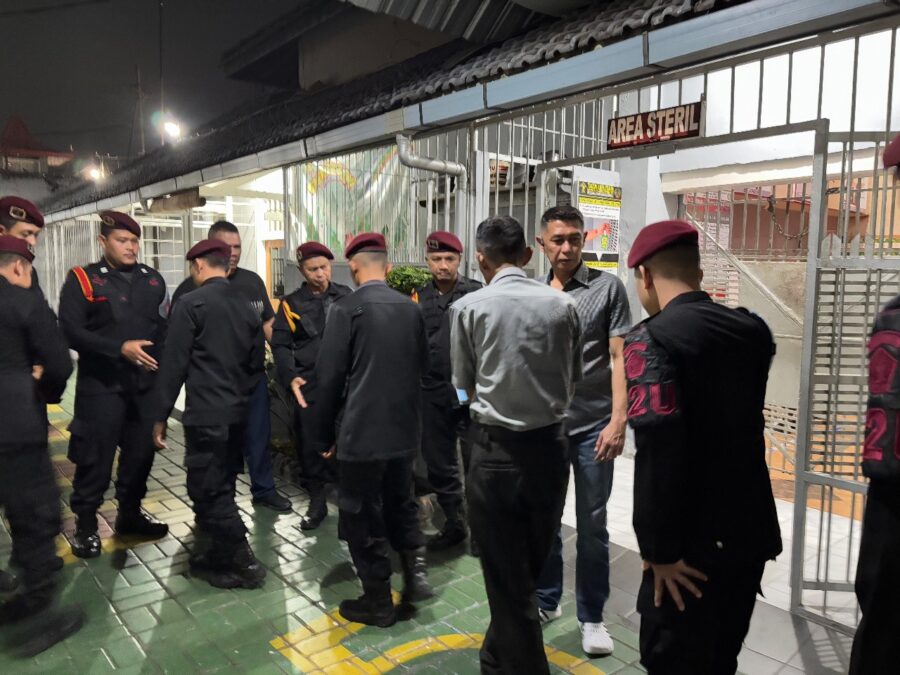 Bekerja dengan Tulus Ikhlas, Kalapas Jember Apresiasi Jajaran Pengamanan