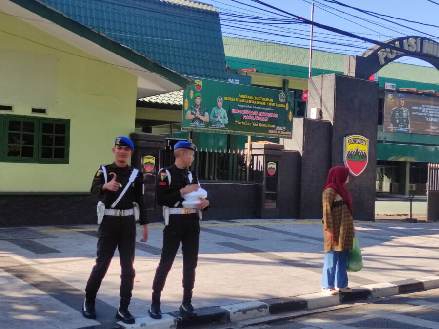 Tingkatkan Silaturahmi dengan Masyarakat, Denpom 1/5 Medan Gelar Jumat Berkah