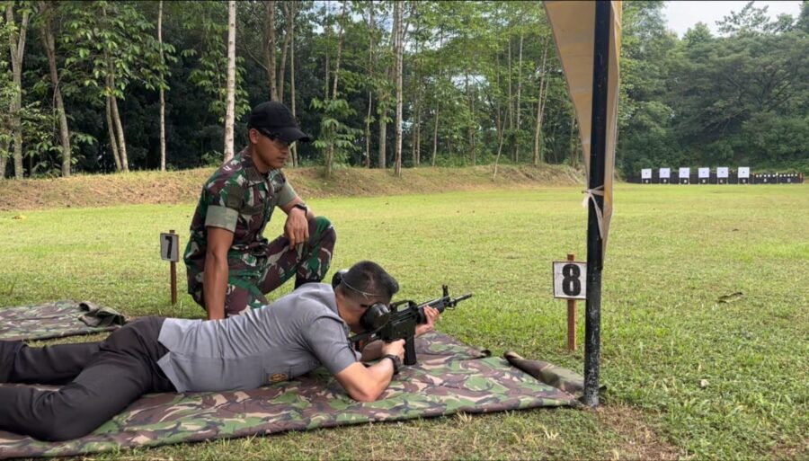 Eratkan Sunergi, Kalapas Jember Hadiri Fun Shoot di Brigif 9/DY/2 Kostrad