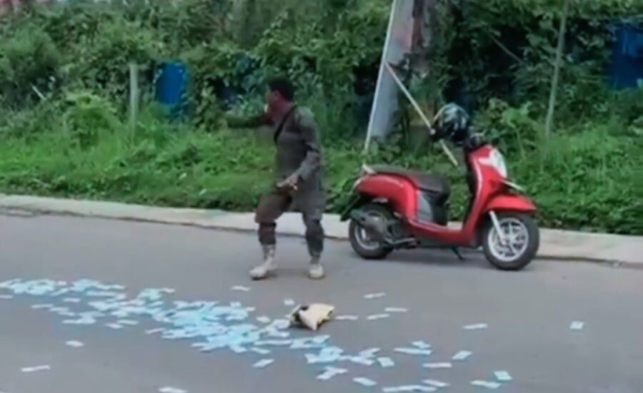 Untung Ada SatPol PP, Uang Tercecer Jutaan Rupiah di Selamatkan
