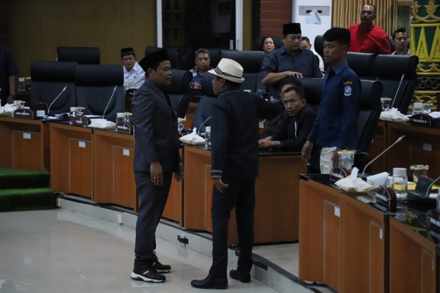 Program Berobat Gratis Kabupaten Deliserdang terancam gagal, Usai Sidang Paripurna Ricuh
