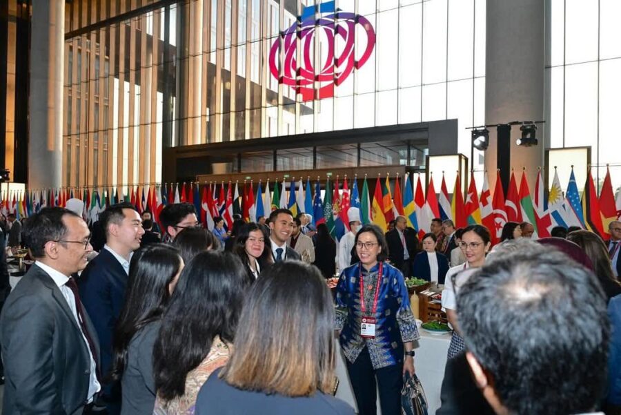 Menkeu Sri Mulyani Soroti Potensi SDM Indonesia di Asian Infrastructure Investment Bank (AIIB)