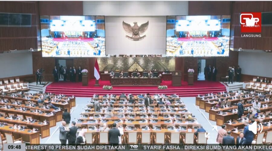 DPR RI Pertimbangkan Bentuk Pansus Evaluasi Penyelenggaraan Haji 2025
