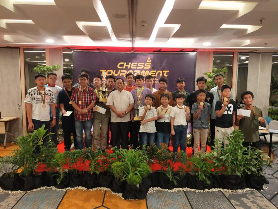 Peserta Turnamen Catur Se-Sumatera Utara Membeludak di Hotel Ibis Medan