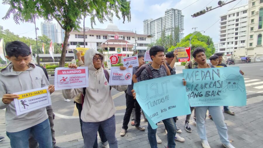 Cawe-cawe Lelang Jabatan Didemo Mahasiswa dan Elemen Masyarakat Medan