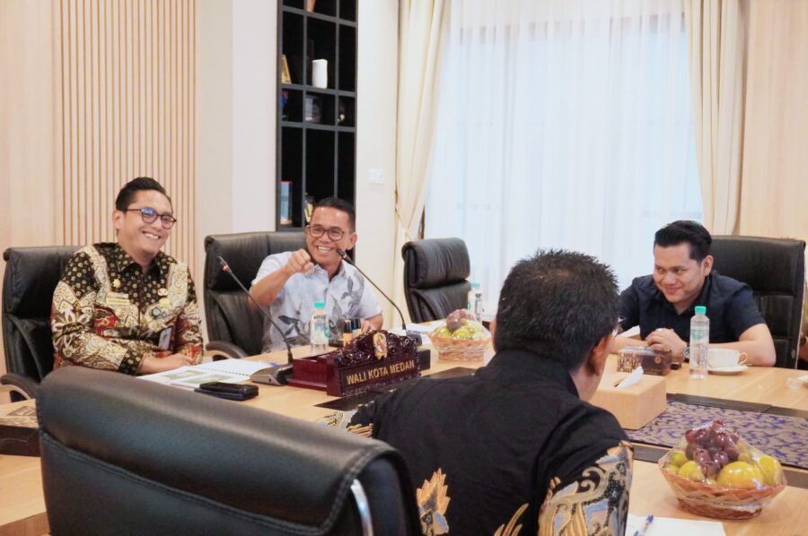 Rico – Zakiy Berbagi Tugas Memperbaiki Pelayanan Publik di Kota Medan