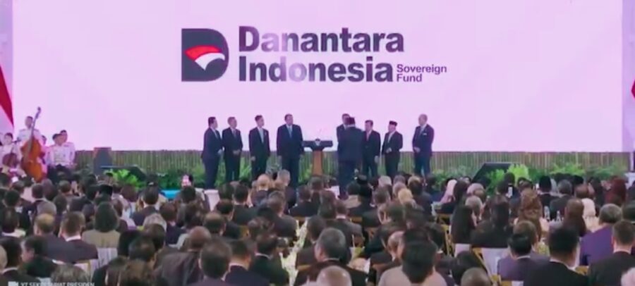 Putusan MK Larangan Rangkap Jabatan