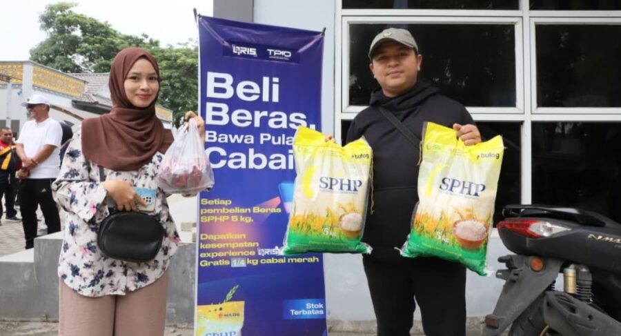 Toppis Diminati Masyarakat: Stok Cepat Habis, Harga di Pasaran Menurun