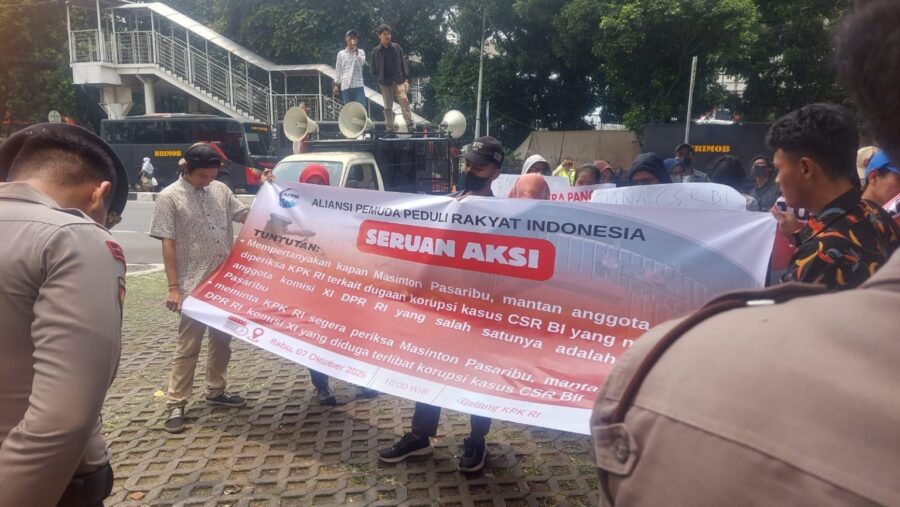 KPK Diminta Segera Periksa Masinton Pasaribu Kasus CSR BI