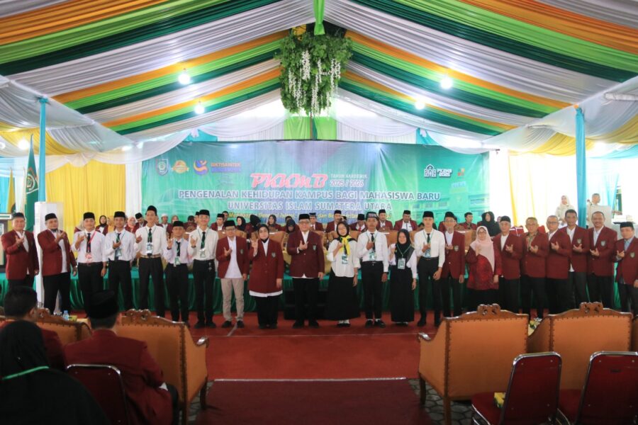 UISU Unggul Membangun Generasi Islami, Inovatif, dan Berintegritas di Era Digital Pada Acara PKKMB