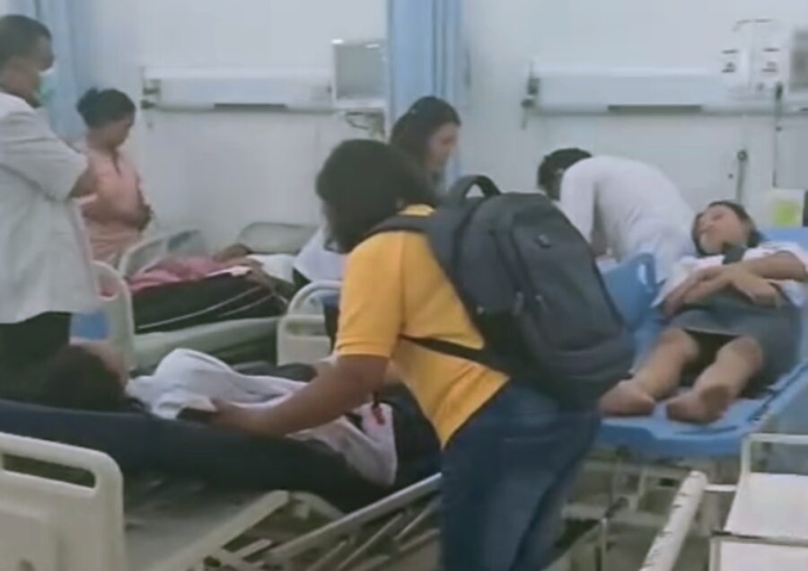 Usai Menyantap MBG, Puluhan Pelajar SMP di Toba Dibawa Kerumah Sakit