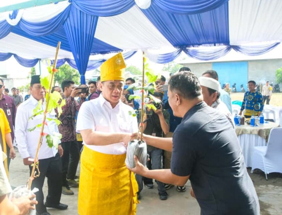 Ahmad Riza Patria Tinjau BUMDes di Deli Serdang