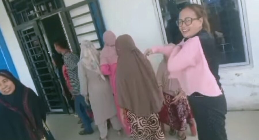 Puluhan Emak-Emak Tanjung Tiram Demo Tuntut Air Bersih, Masalah Sudah Dua Bulan