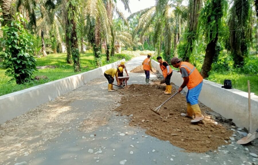 Tembok Penahan & Gorong-Gorong Atasi Banjir di Jalan Pertumbukan – Bandar Dolok