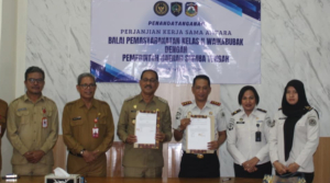 Ekspansi Keadilan Restoratif, Bapas Waikabubak Melakukan PKS Dengan Pemda Sumba Tengah Terkait Pidana Kerja Sosial