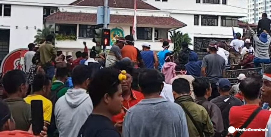Massa Aksi Tolak Surat Edaran Pemko Medan tentang Daging Babi, Desak Dicabut