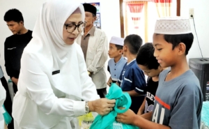 Bulan Ramadhan Penuh Berkah, TP PKK dan DWP Kabupaten Simalungun Berbagi Sembako