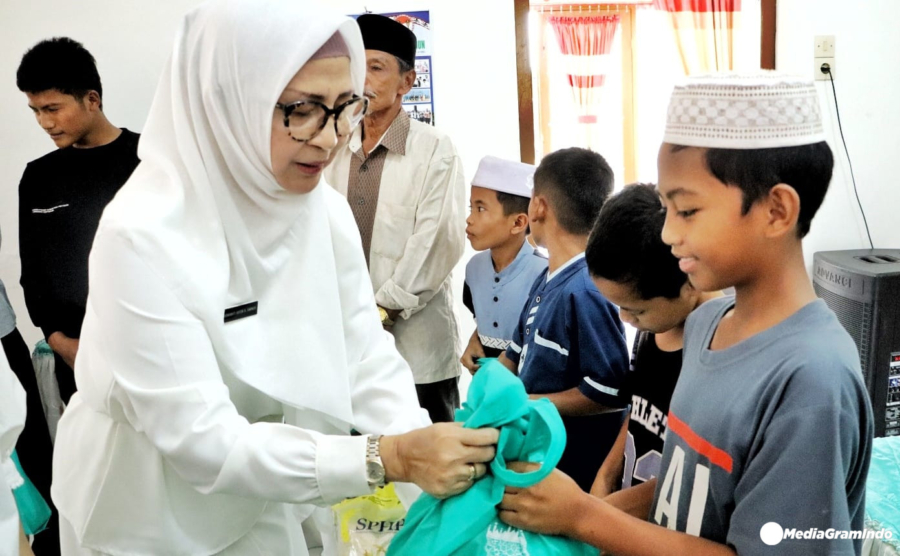 Bulan Ramadhan Penuh Berkah, TP PKK dan DWP Kabupaten Simalungun Berbagi Sembako