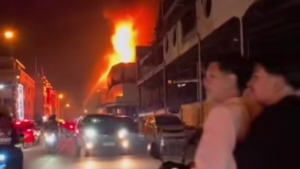 Kebakaran Megamall Manado Malam Ini 16 Mei 2026, 5 Orang Terjebak di Lantai Atas