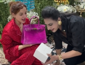 Tasya Farasya Ulang Tahun ke-34, Dapat Hermes Birkin Rp1,2 Miliar dari Ibu