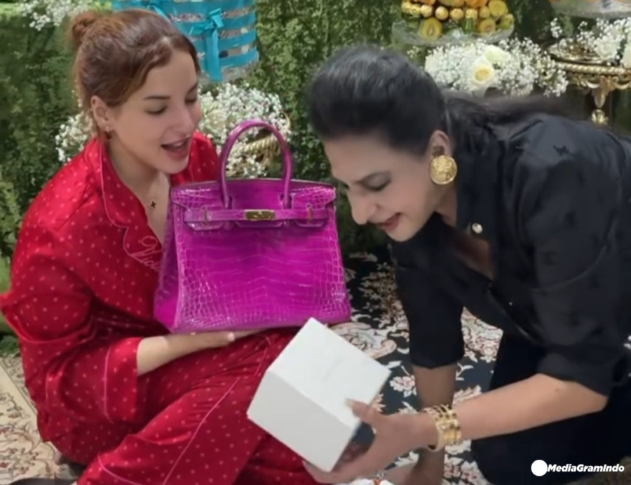 Tasya Farasya Ulang Tahun ke-34, Dapat Hermes Birkin Rp1,2 Miliar dari Ibu
