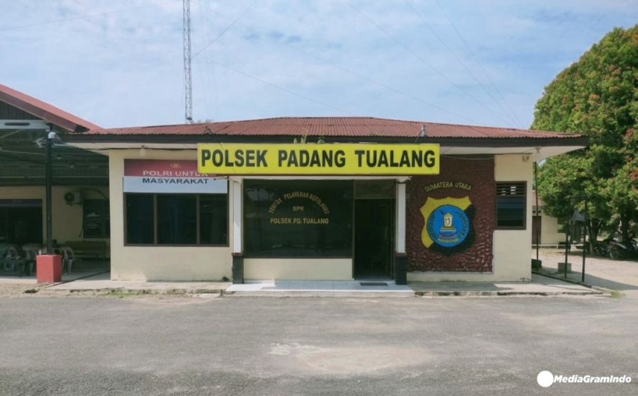 Tumpah Tangis Ibu Steven Arya di Polsek Padang Tualang Saat Otopsi Dibaca