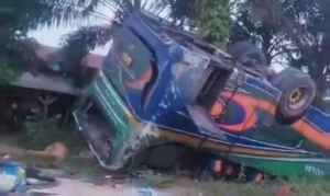 Kecelakaan Tunggal Bus ALS Terjadi di Pangkalan Kerinci, 5 Korban Luka-luka