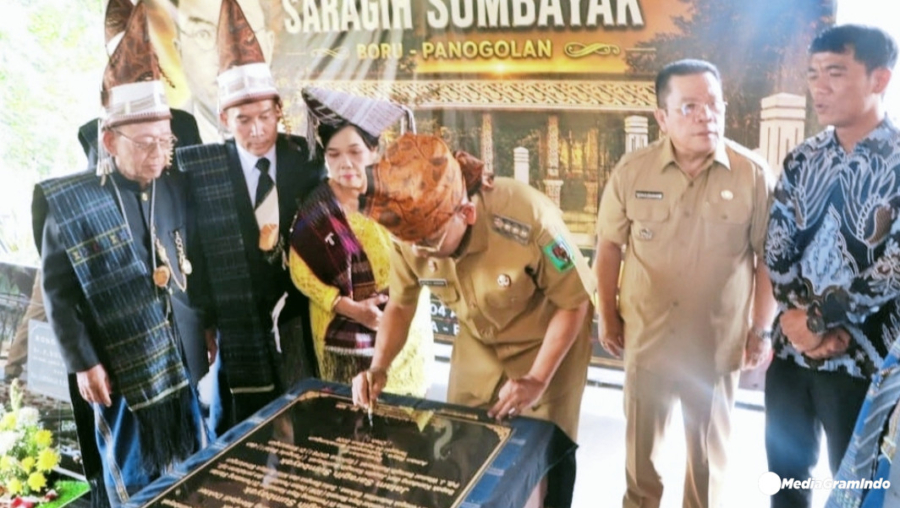 Peresmian Pemugaran Makam dr. Djasamen Saragih Berlangsung Khidmat