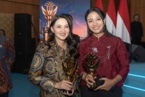 2 Srikandi Raih Penghargaan ALI 2026: Gubernur Malut Sherly Laos & Bupati Dharmasraya Annisa