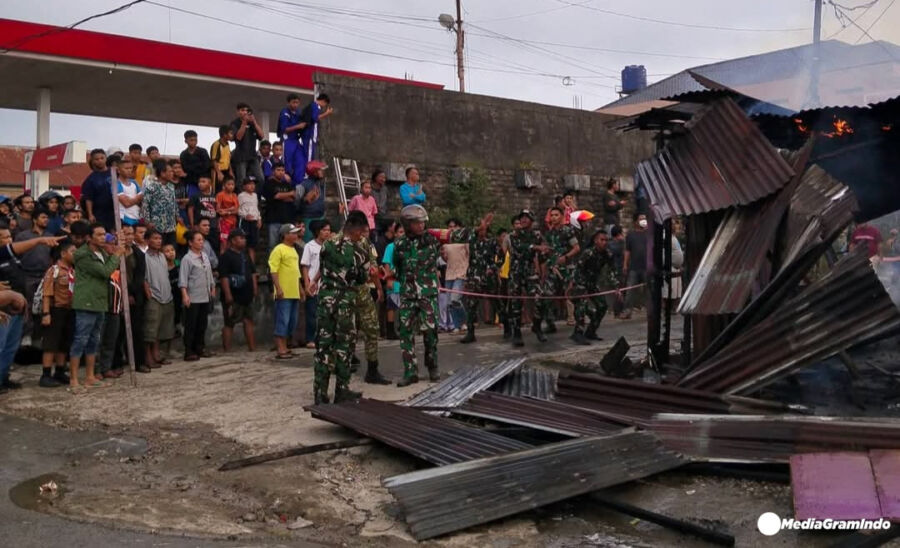 Kebakaran Hebat di Sebelah SPBU, 1 Korban Meninggal Sidikalang